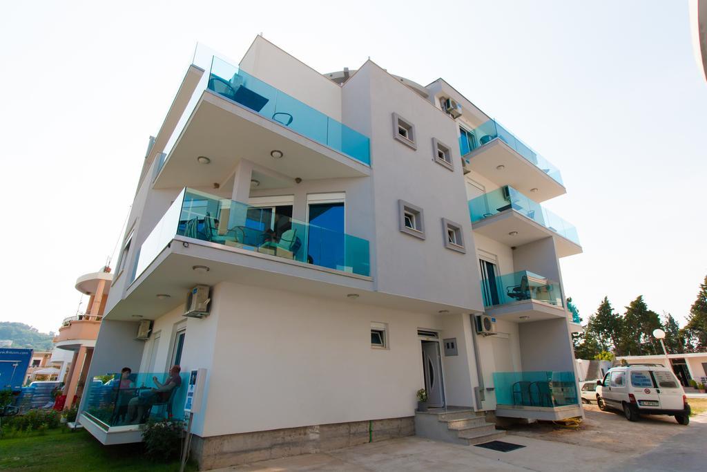 A3 Apartments 울친 외부 사진